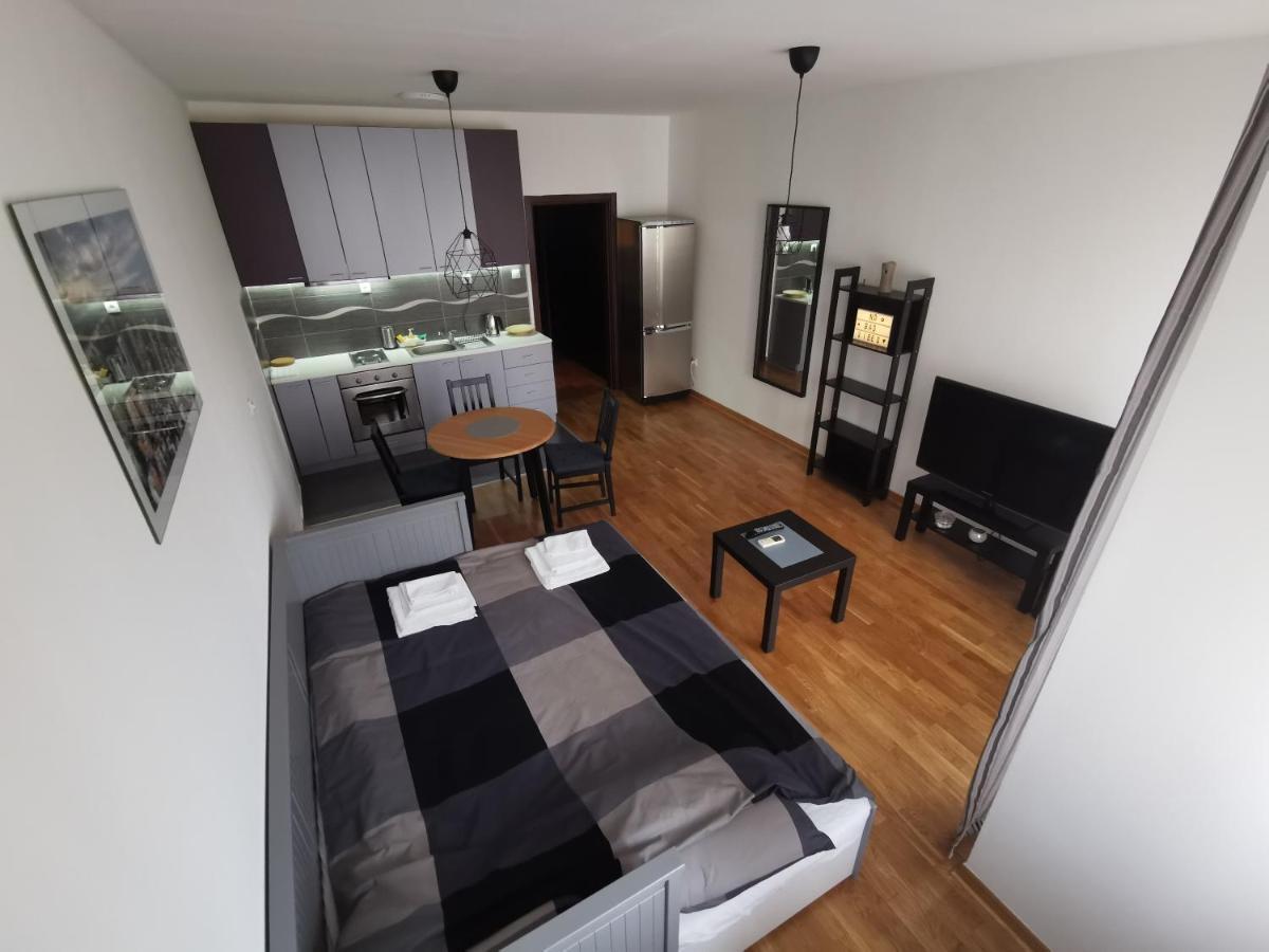 Appartement Charlie Aviv Park à Belgrade Extérieur photo