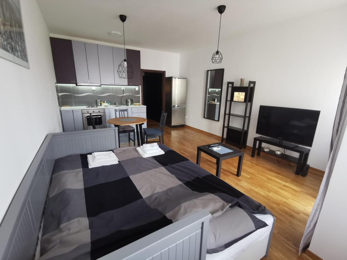 Appartement Charlie Aviv Park à Belgrade Extérieur photo